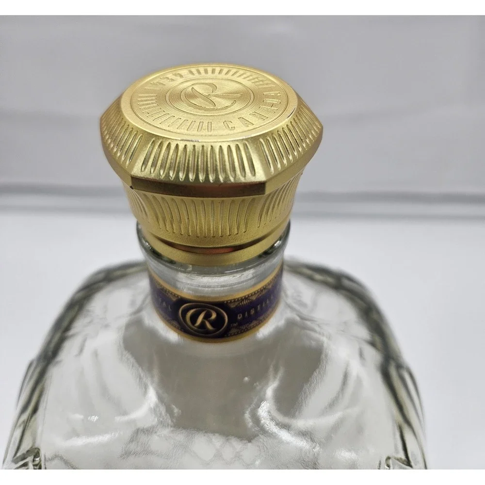 Crown Royal Fine De‎ Luxe Empty 1.75L Glass Bottle with Gold Cap Bar Decor DIY